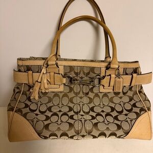 Coach Hampton tan/brown signature jacquard carryall GO6W - 10246